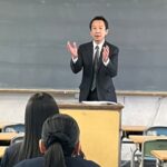 ポスター発表会の審査と講評